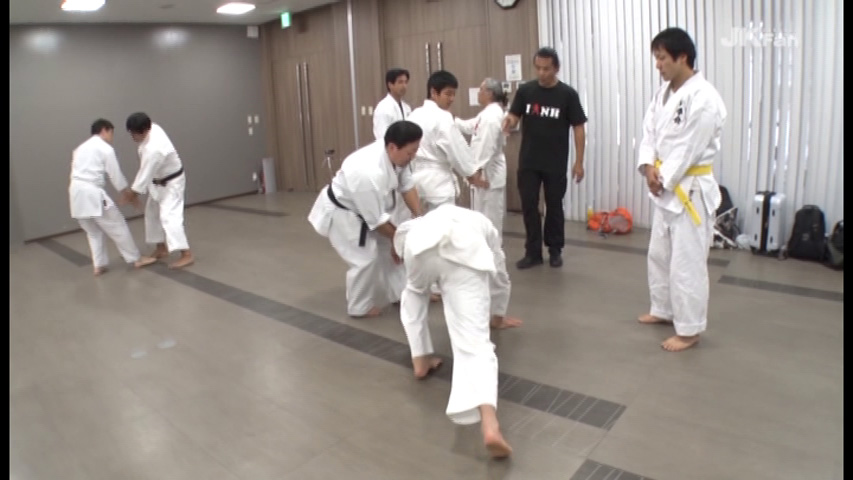 Okinawan Kenpo “Basic Techniques” Seminar by Yoshitomo Yamashiro -Philosophy and usage, acquiring them makes a technique- - Image 7